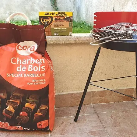 Le Jeanne D'arc Avec Sa Terrasse By Unsejouranancy Fr * Nancy