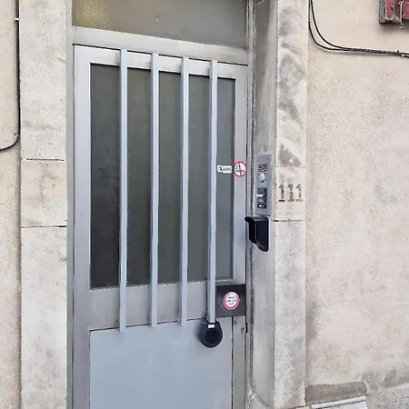 Le Jeanne D'arc Avec Sa Terrasse By Unsejouranancy Fr * Nancy