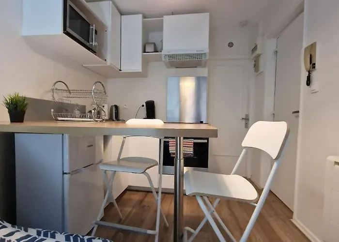 Le Jeanne D'arc Avec Sa Terrasse By Unsejouranancy Fr Apartamento Nancy